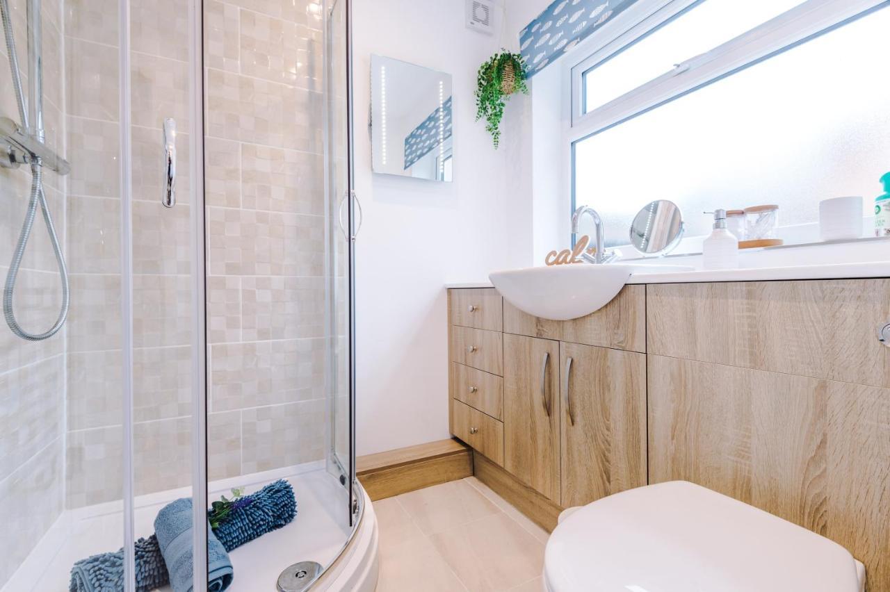 Stunning 3-Bed Home In Nantwich By 53 Degrees Property - Amazing Location, Ideal For Groups - Sleeps 6 Kültér fotó