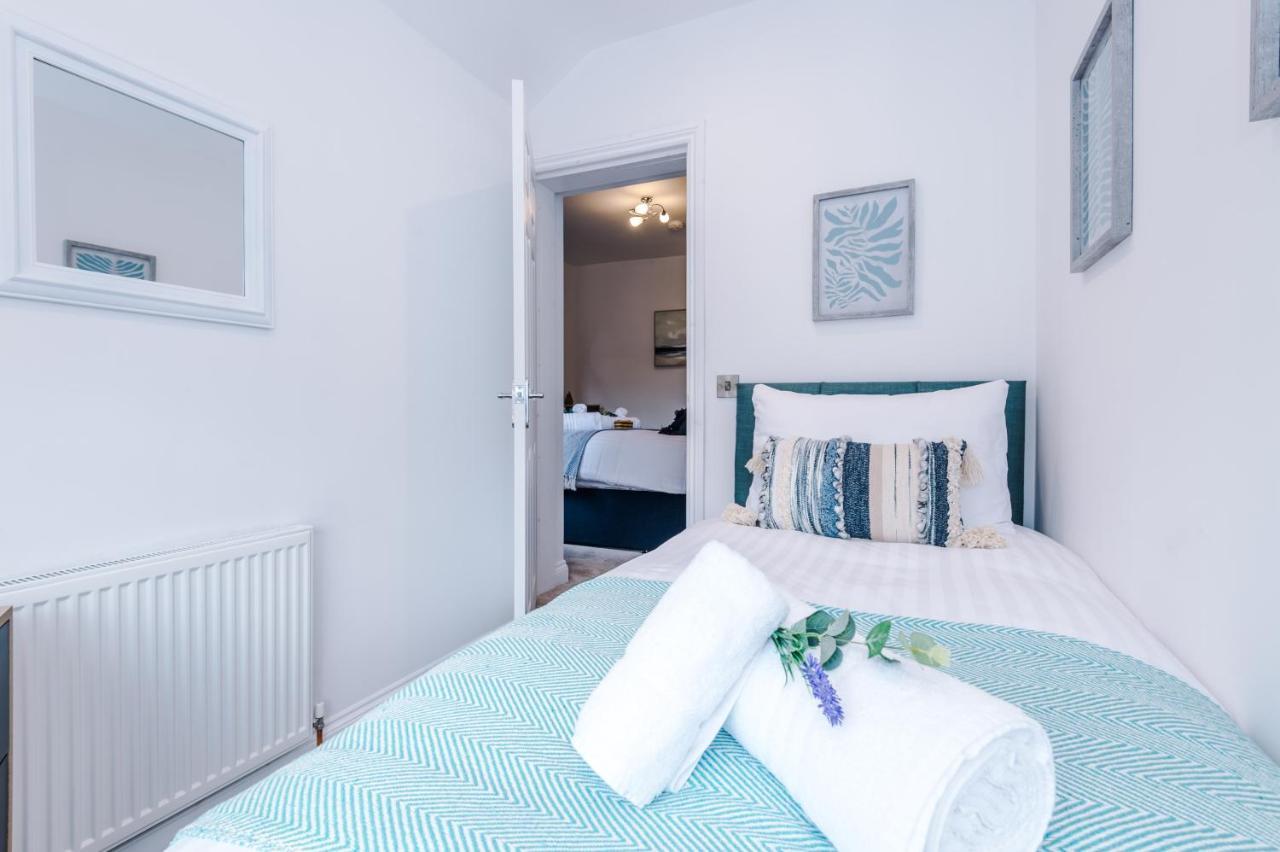 Stunning 3-Bed Home In Nantwich By 53 Degrees Property - Amazing Location, Ideal For Groups - Sleeps 6 Kültér fotó