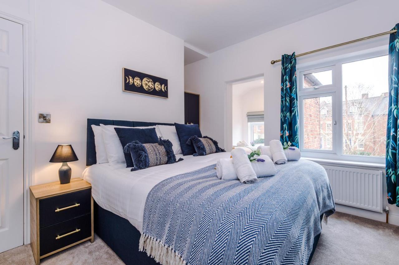 Stunning 3-Bed Home In Nantwich By 53 Degrees Property - Amazing Location, Ideal For Groups - Sleeps 6 Kültér fotó